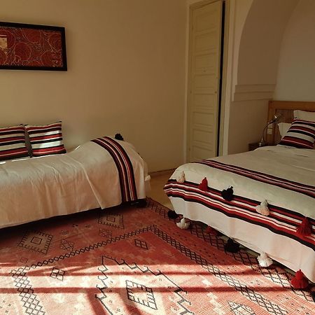 Tagadert Lodge Oumnas Ruang foto