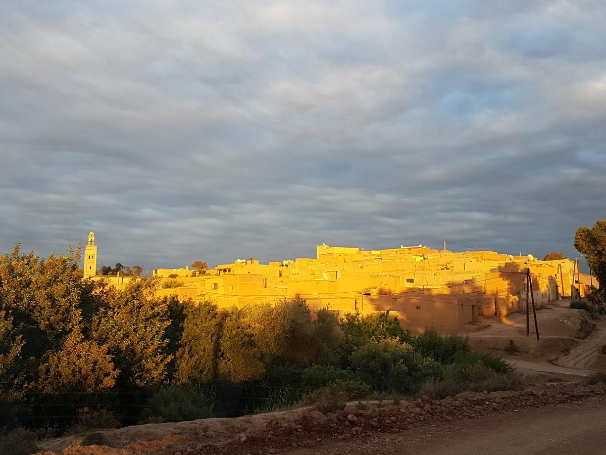 Tagadert Lodge Oumnas Bagian luar foto
